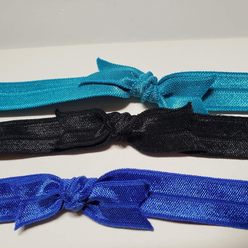 4/$20 Set of 3 baby girls bow headband hair accessories Size 6 to 12 months blue
